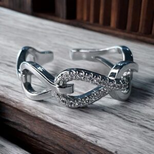 Silver Zircon Vintage Ring