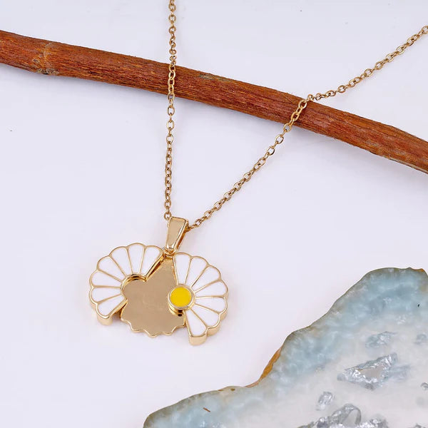 Sunflower Daisy Necklace Openable White flower pendant | Anti-tarnish
